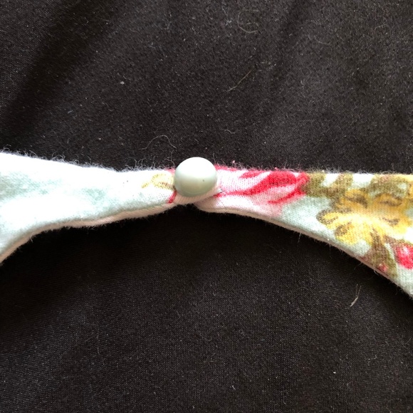 🔥Kirra (Pacsun) Light Blue Red Rose Blouse - Picture 6 of 8